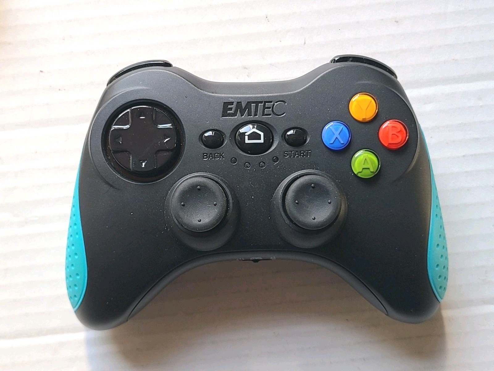 Emtec GemBox Android Game Box (Not Tested, Read Description)
