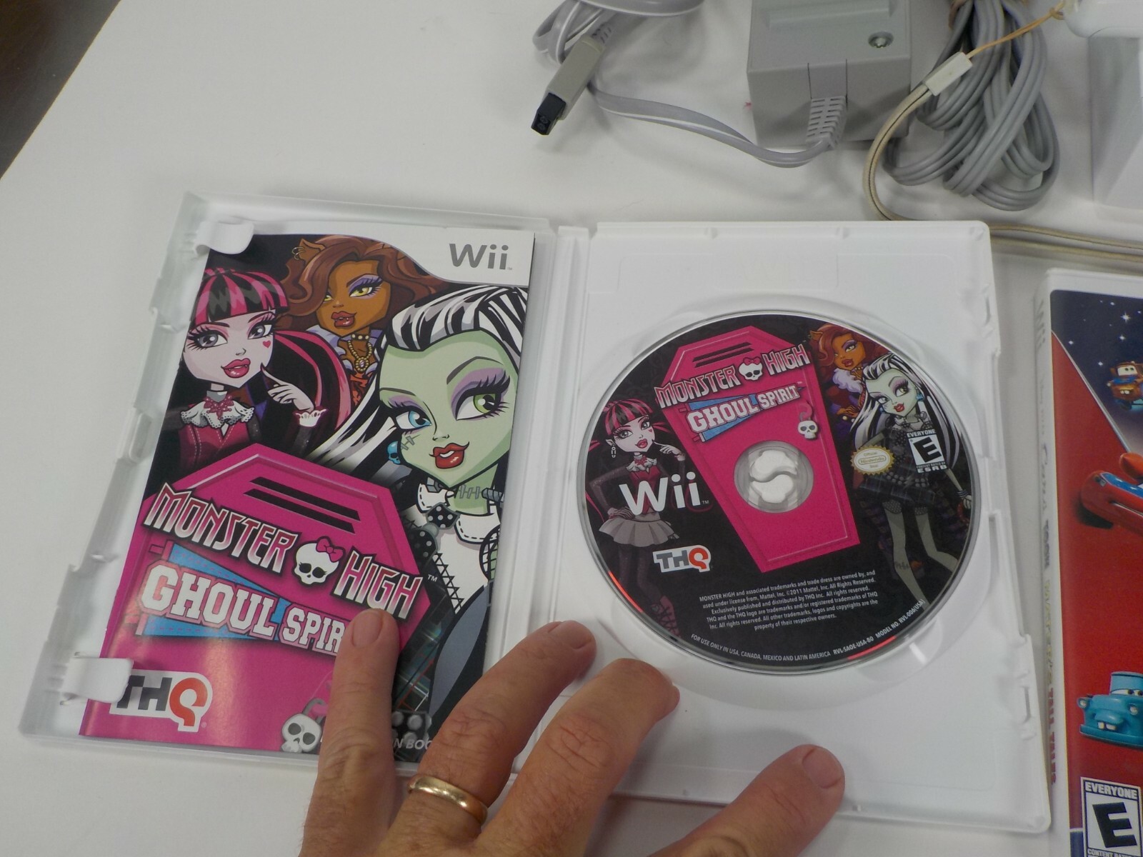 Nintendo Wii RVL-101 Console System Bundle -Remote w/ Mario ,Monster High, Cars