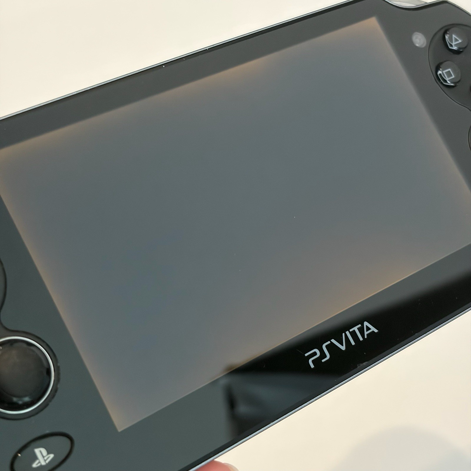 SONY PS Vita PCH-1000/1100 Console Black in Box