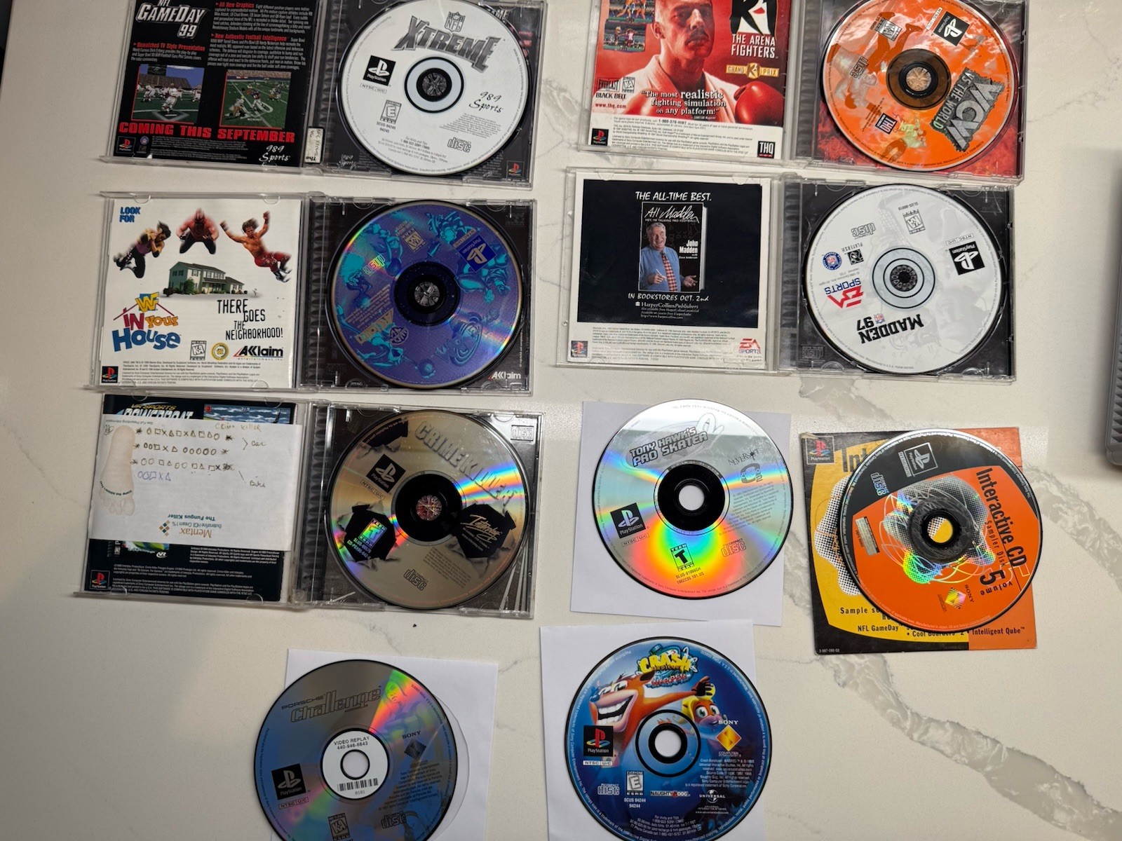 Sony Playstation PS1 SCPH-5501 Console And Game Lot – READ DESCRIPTION