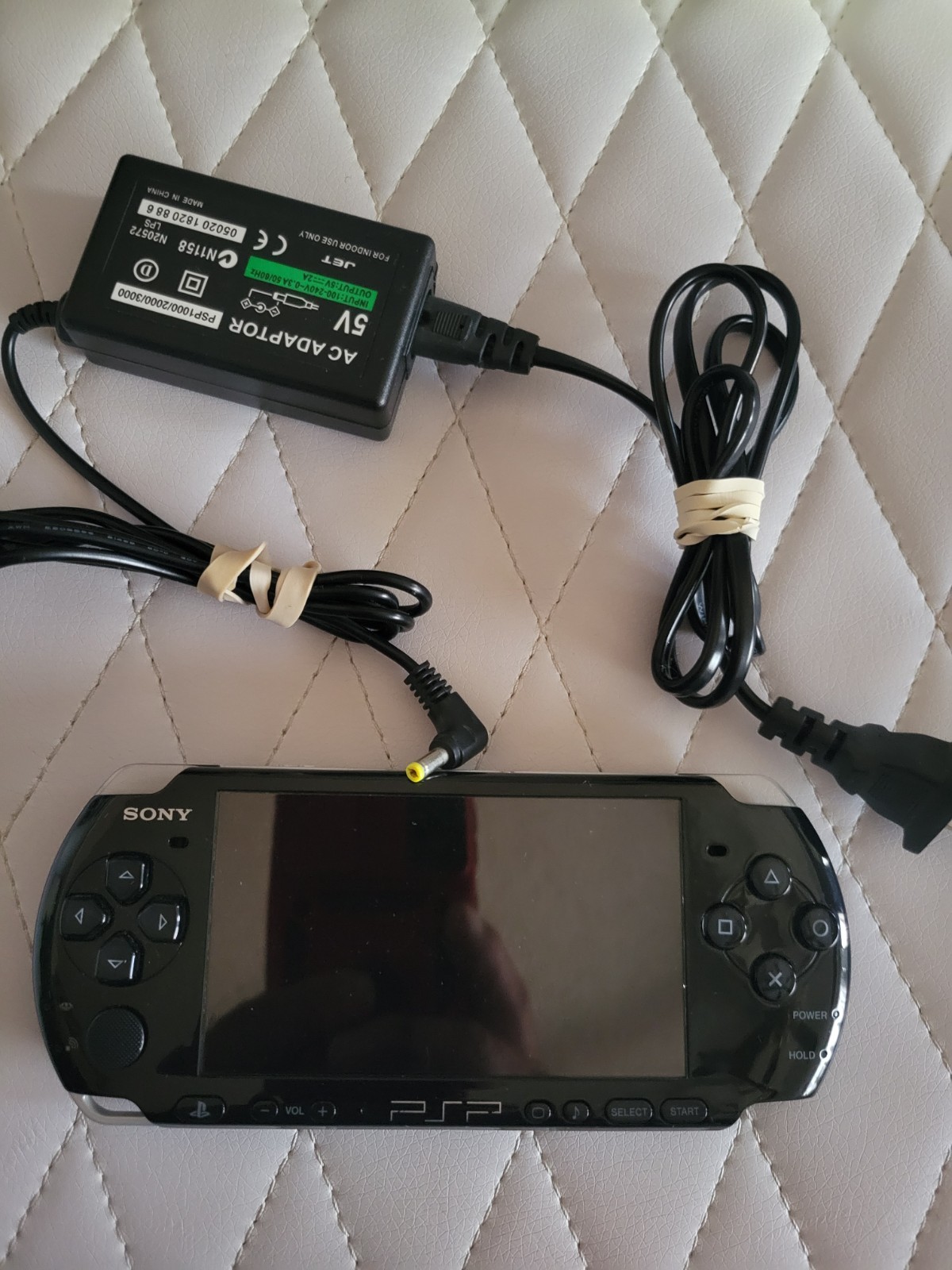 Sony PSP-3001 Black Handheld System Console Wi-Fi 480p NTSC-U/C