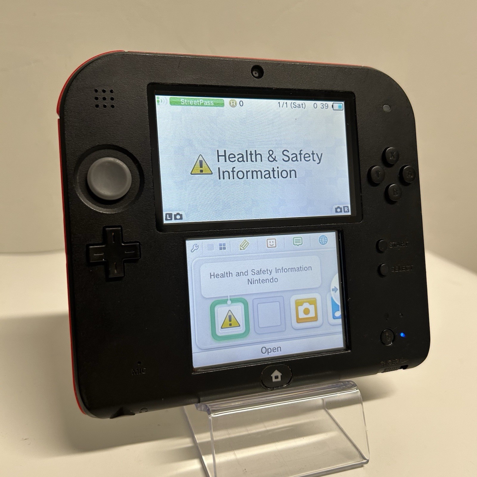 Nintendo 2DS Red/Black Handheld Console With Original Box Tested Working!