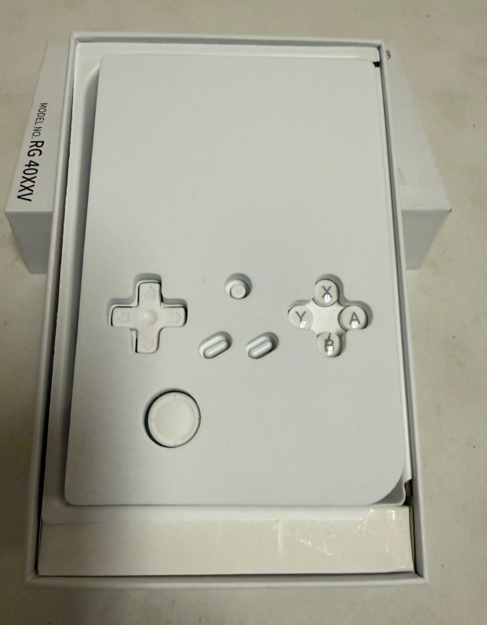 Anbernic RG40XXV Handheld Game Console 4.0-in 640*480 IPS OCA Screen