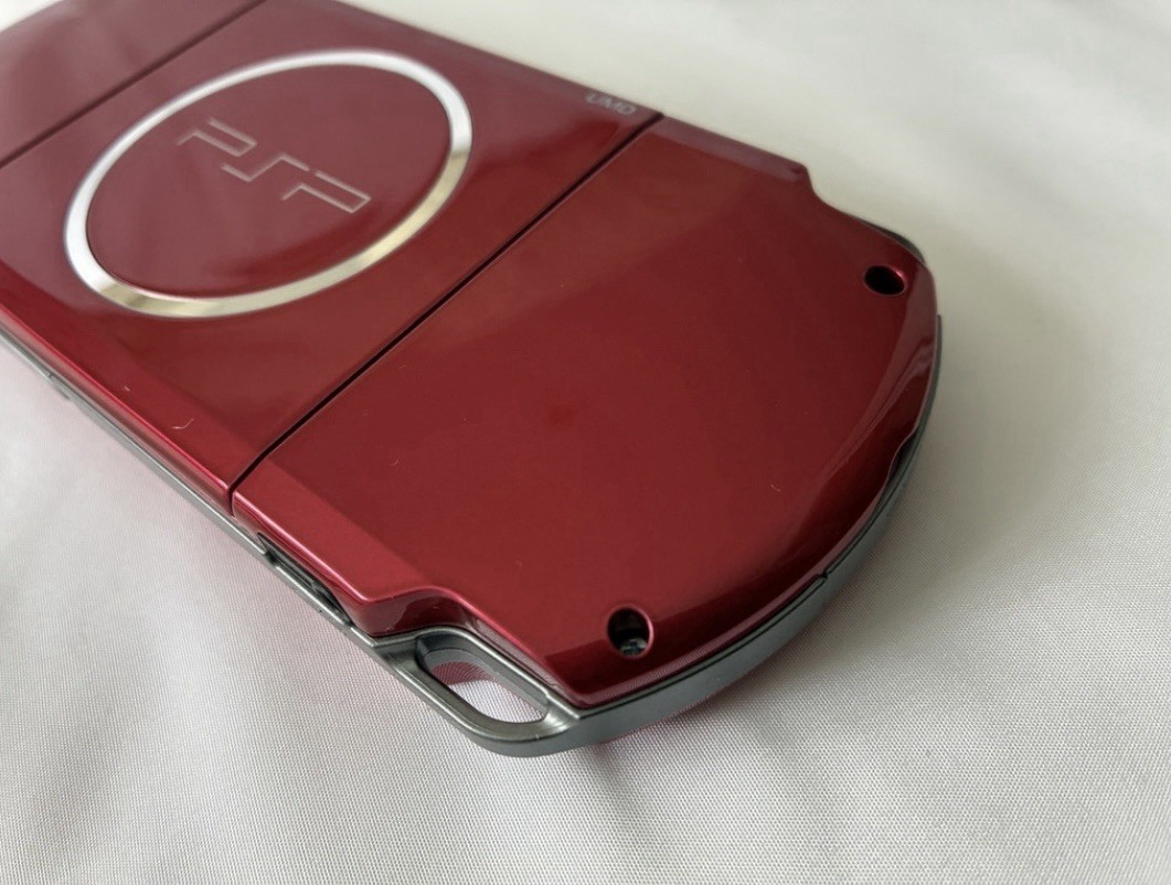 Sony PSP 3000 Rookie Hunters Pack Radiant Red Handheld System