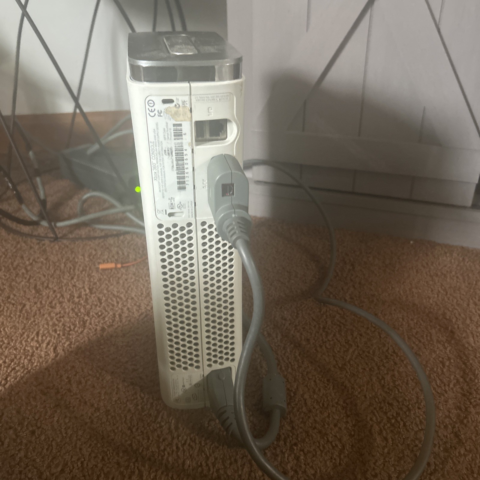 Tested / Working Xbox 360 Fat 20GB Console White: Controller, HDAV, Power Cable