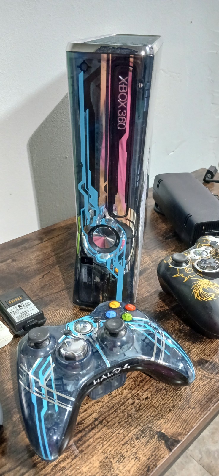 Halo 4 Xbox 360 S Console Limited Edition Games Controllers Bundle Lot Tested