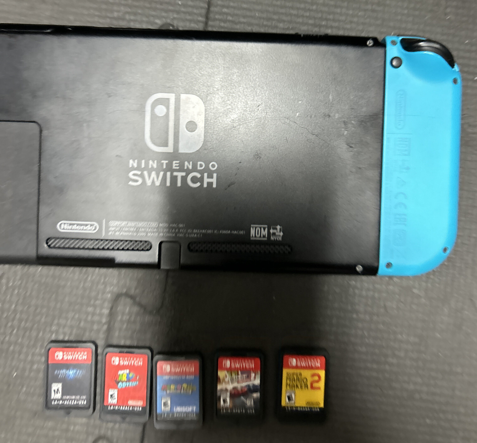 NintendoSwitch HAC-001 32GB Console + 5 Switch Games