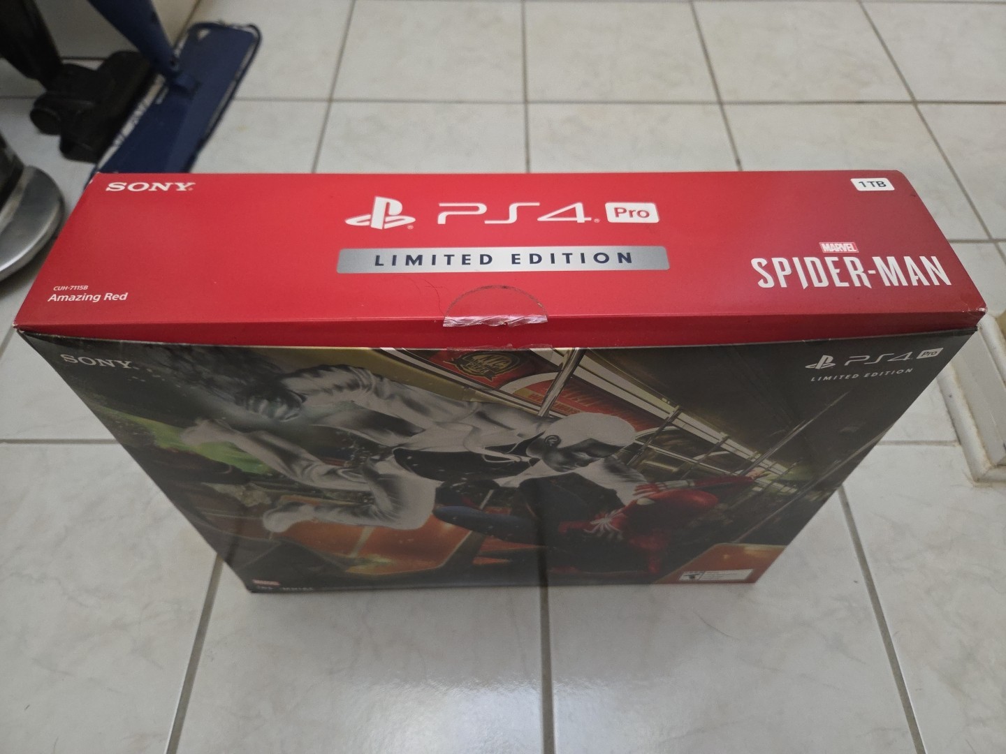 Playstation 4 Pro Spider-Man Edition Complete In Box