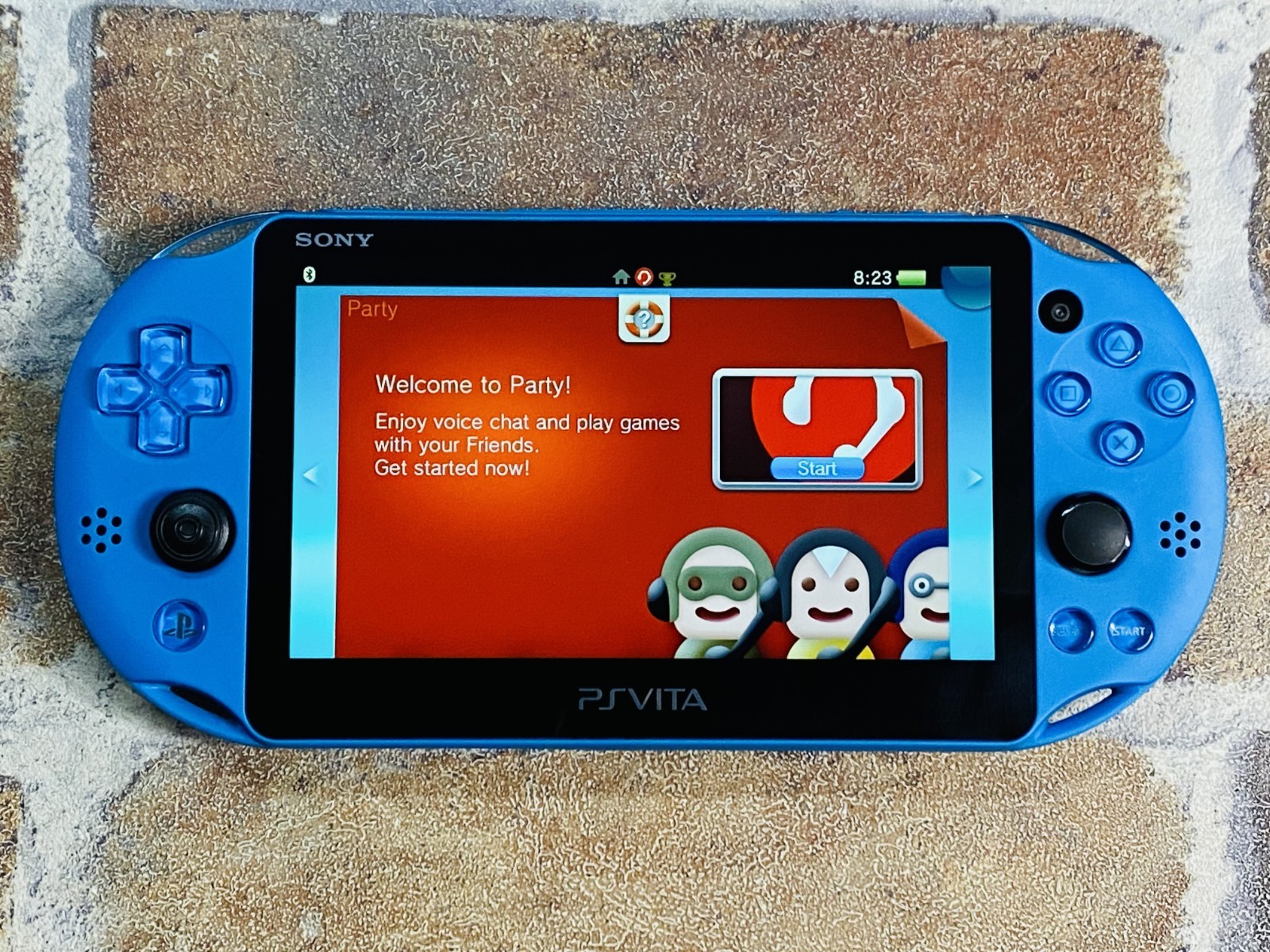 PS Vita PCH-2000 ZA23 Aqua Blue SONY PlayStation Japan 8GB Charger No.2