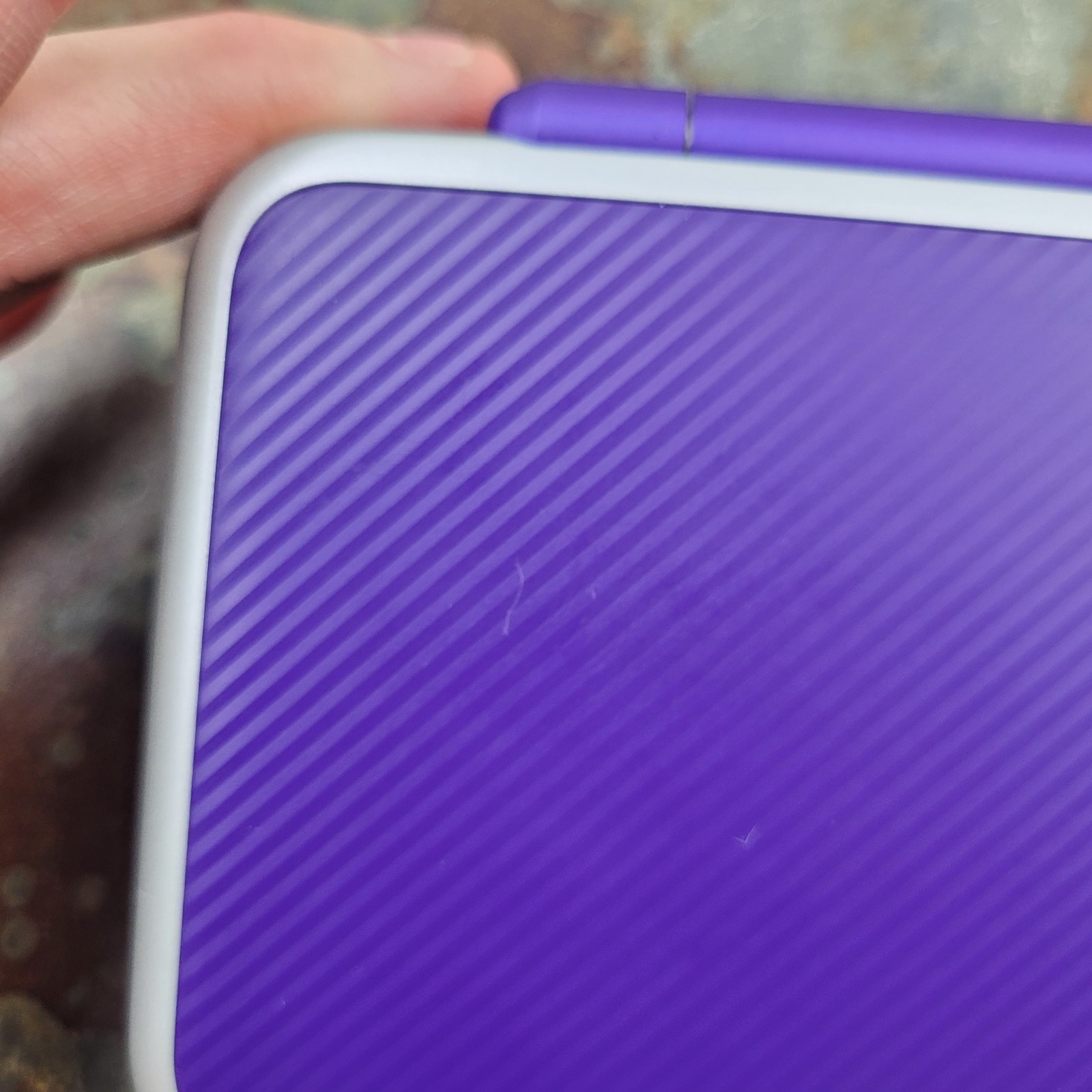 Nintendo 2DS XL Purple Handheld Console Nintendo 4GB Touchscreen JAN-001
