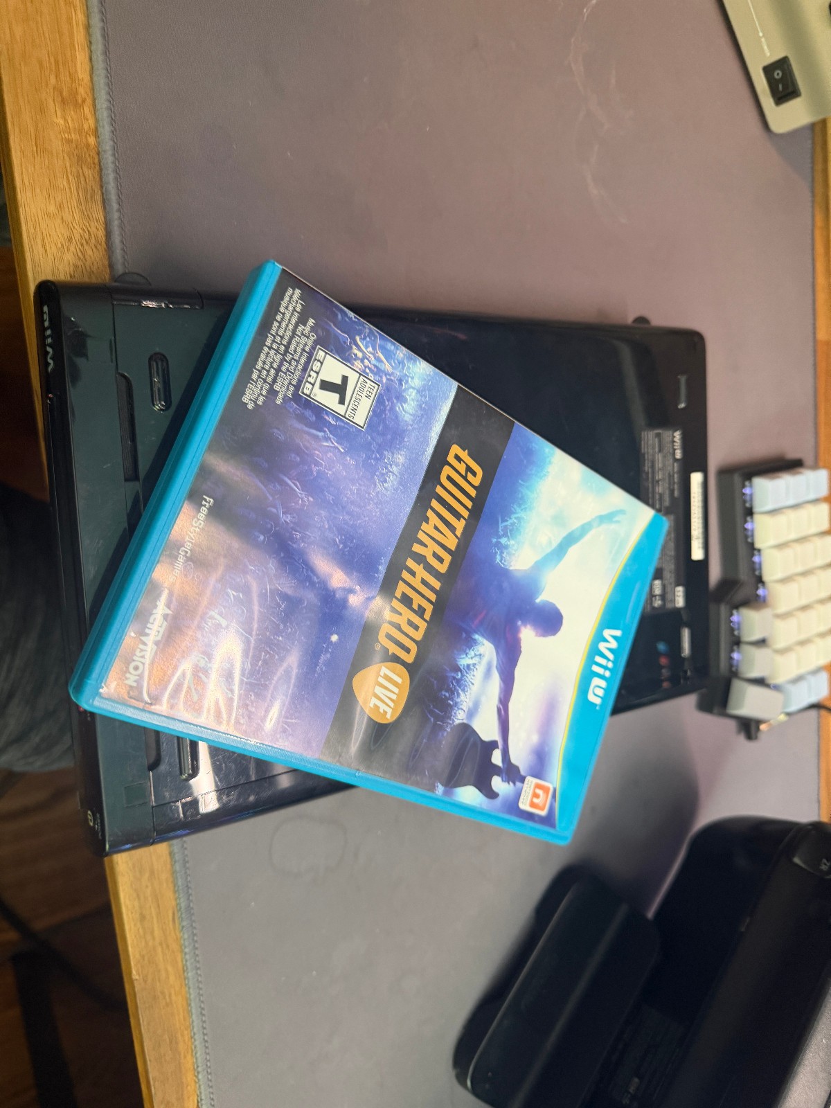 Nintendo Wii U Deluxe | Guitar Hero Live + Guitar (No Cables or Remotes)
