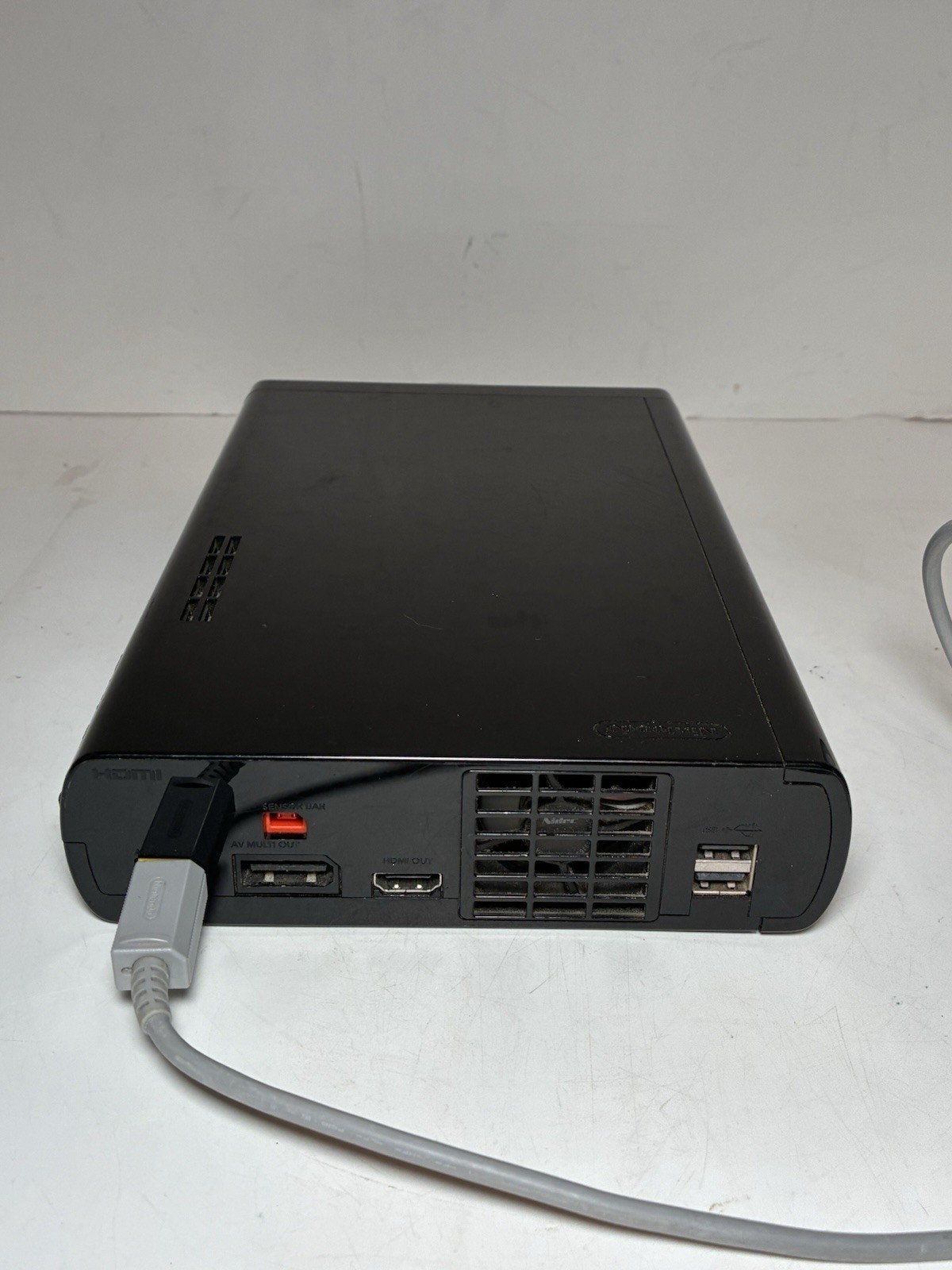 Nintendo Wii U 32GB Deluxe Console & Charger Only WUP-101(02)