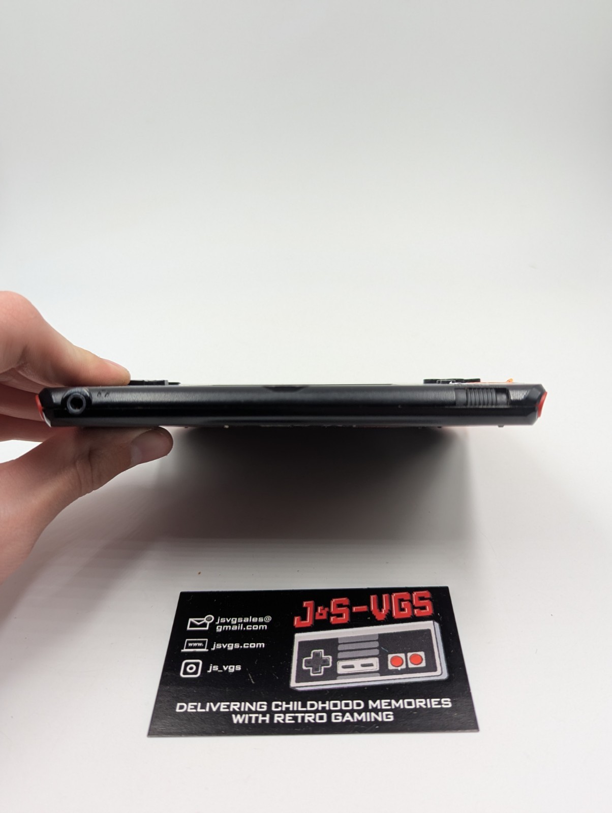 Nintendo 2DS Red/Black – Rough, Needs Thumbstick, Pokémon X + Crystal