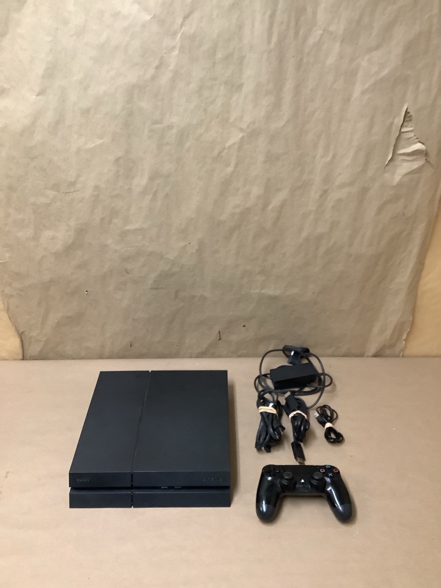 PLAYSTATION 4 GAMES SONY CUH-1215A, #MB744292525; 500GB (204507-3)