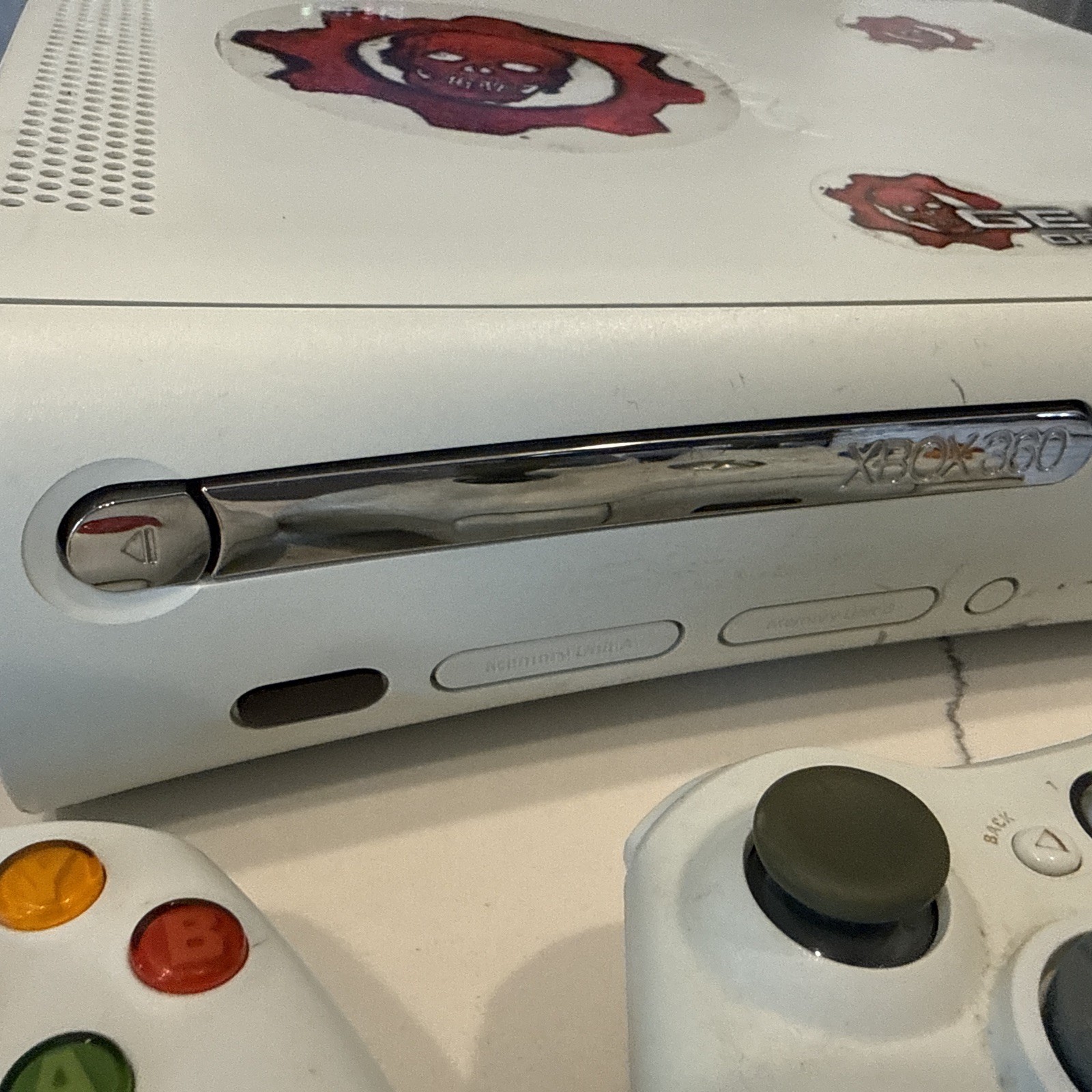Microsoft Xbox 360 Pro Console-White-TESTED Parts Due to age & Cleaning. Read!!
