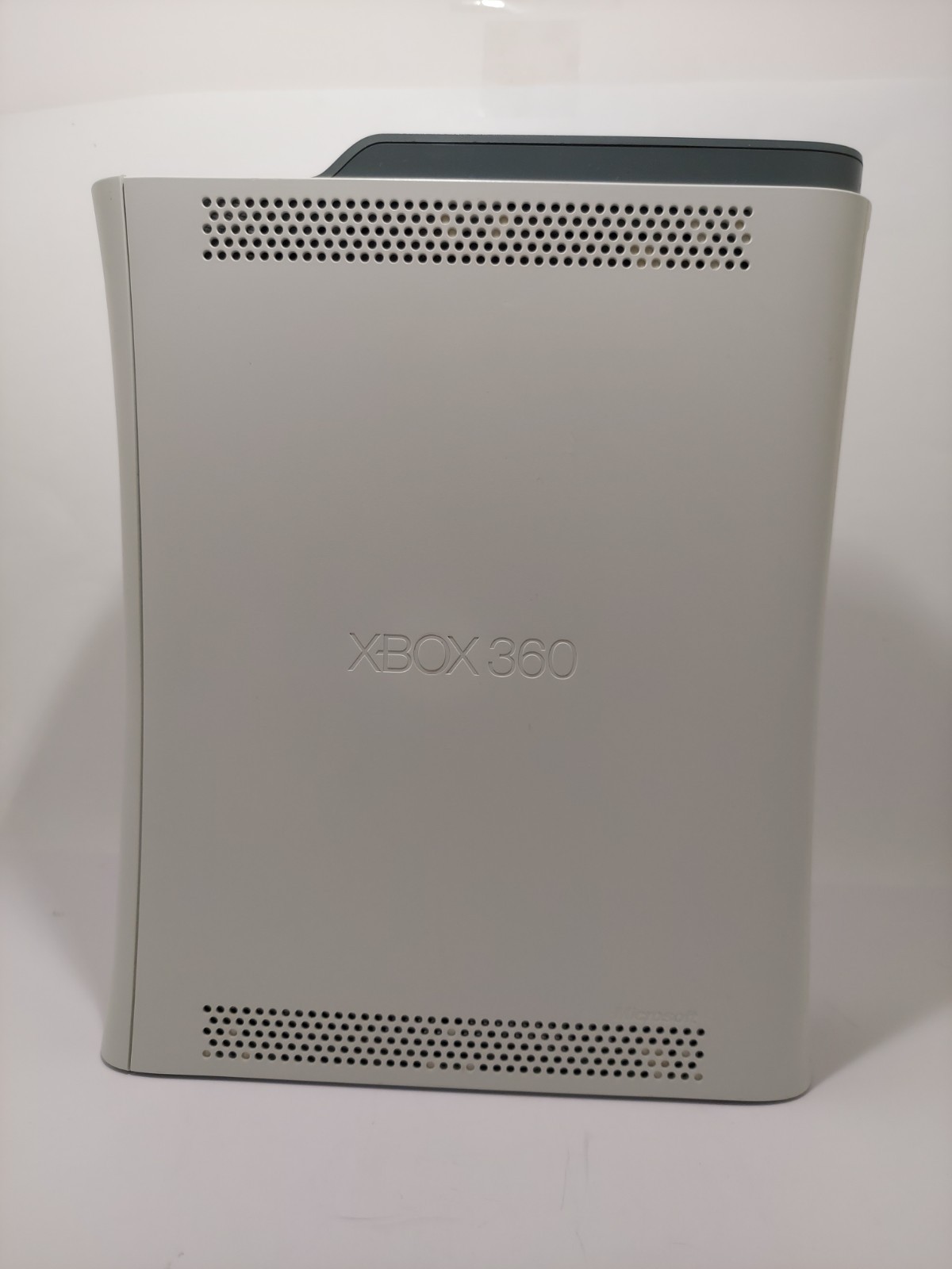 Microsoft Xbox 360 Jasper Console Bundle 20gb w/ Controller, Game And Cables