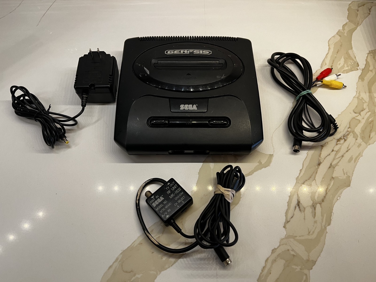 SEGA Genesis II 16-bit MK-1631 Home Console OEM Black With Cables Tested Works