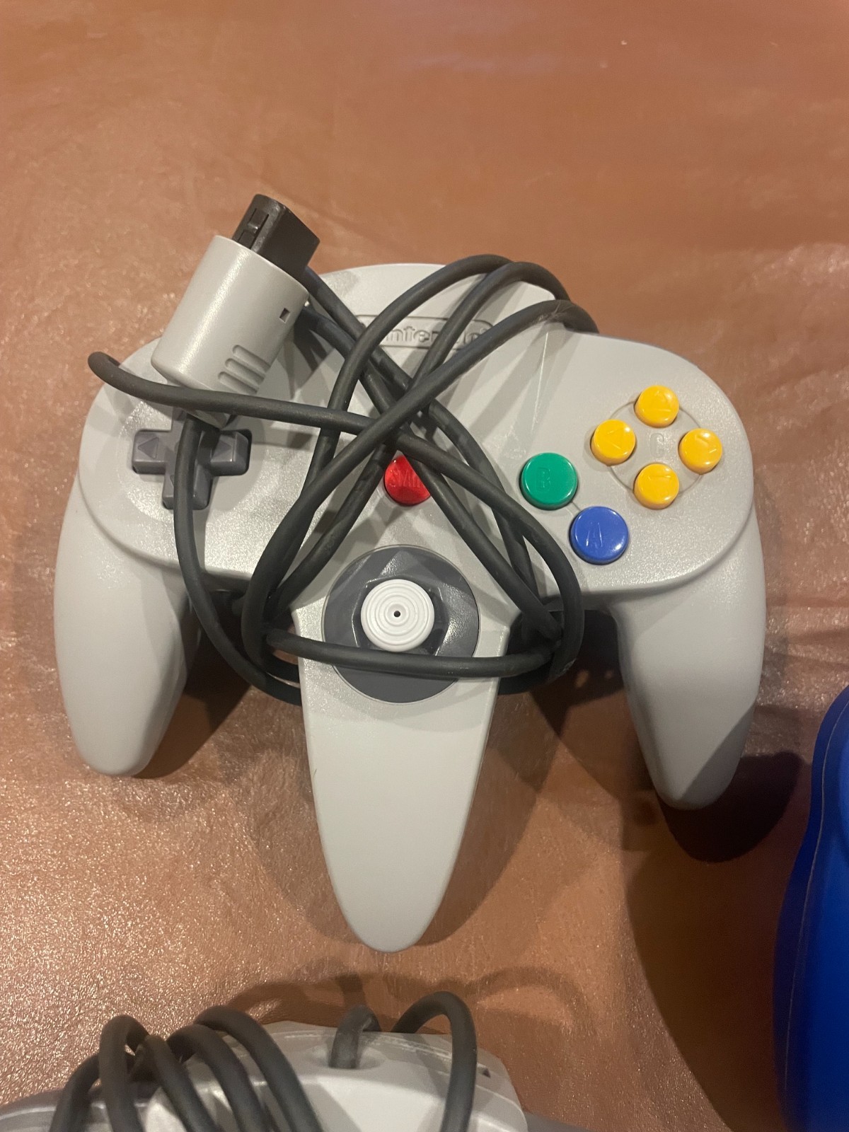 Nintendo 64 Game Console -NUS-001- Tested..Tremor Pak, 2 Memory Cards, 3 Cont