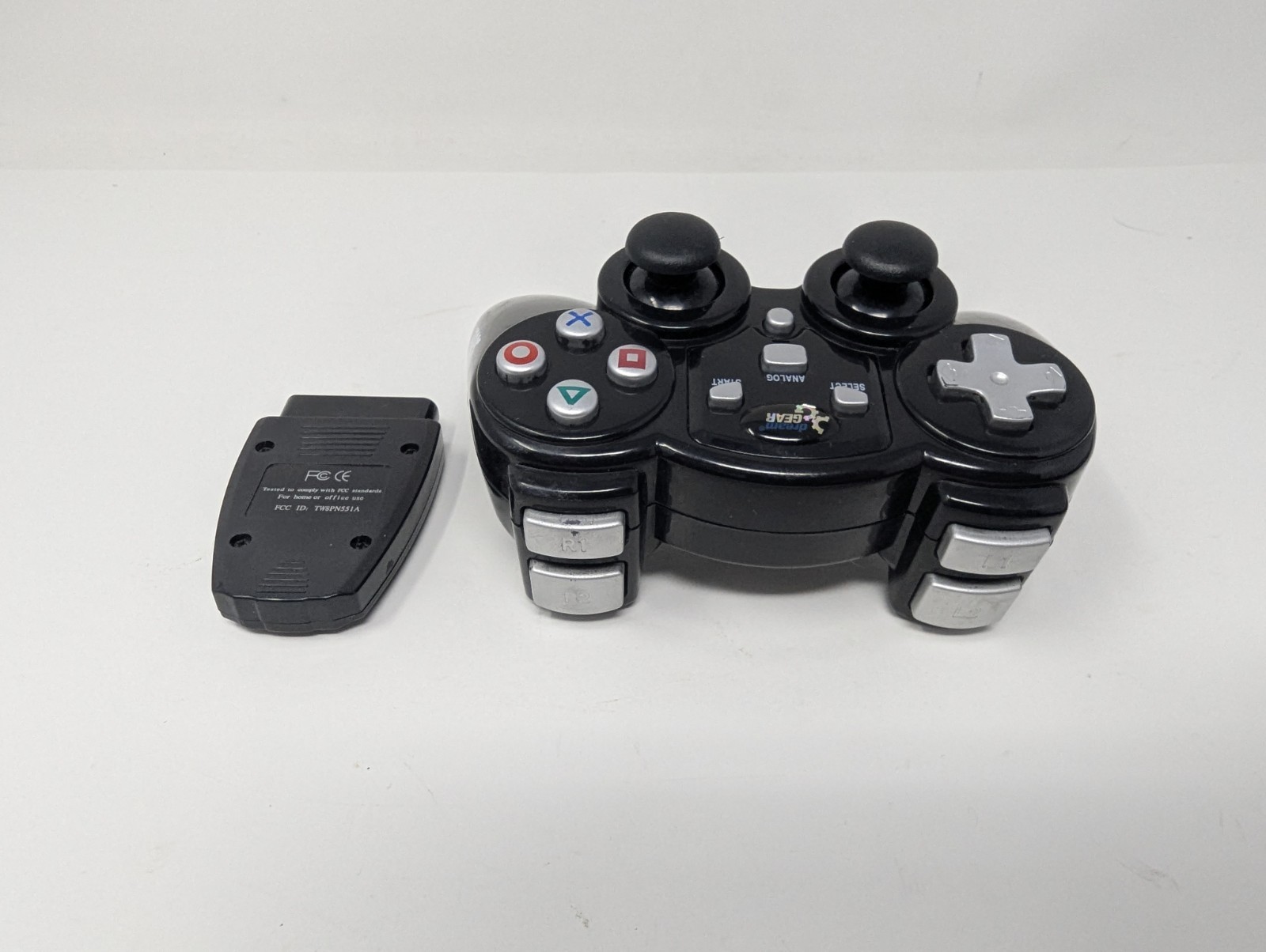 Sony PlayStation 2, PS2 Slim Console SCPH-70001 Bundle