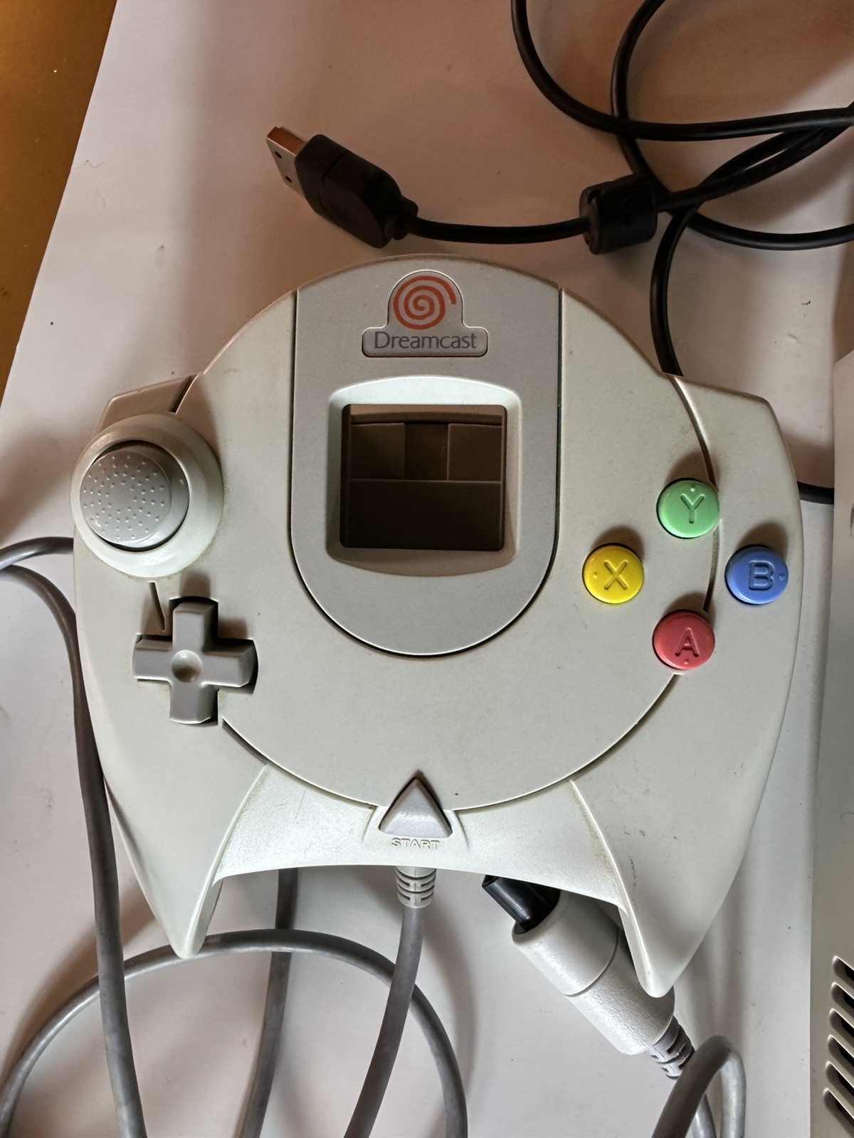 Sega Dreamcast HKT-3020 With Controller, Memory Card And Cable