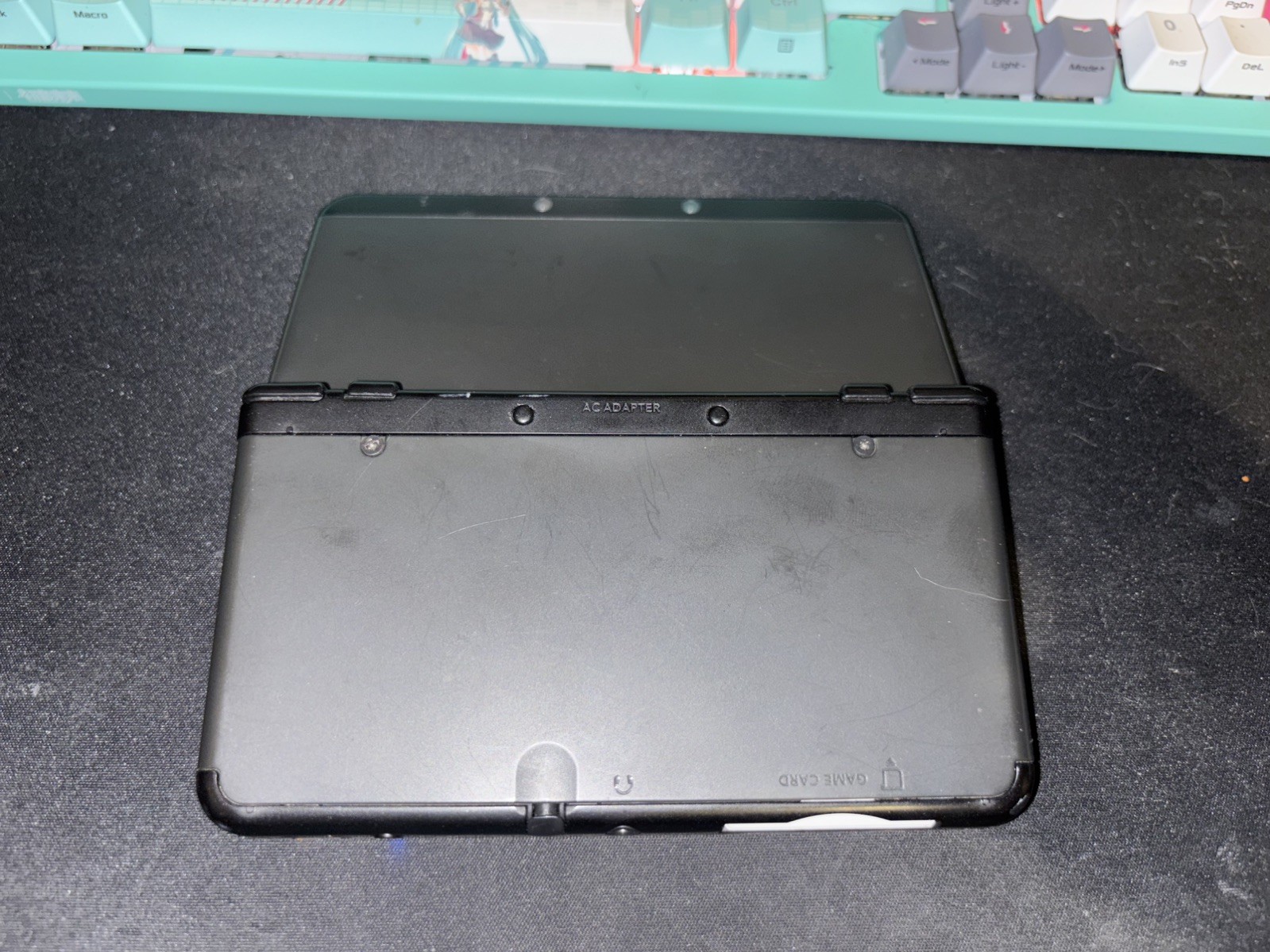 Nintendo New 3DS Black W/ Shin SMT Journey redux(Digital Version.)