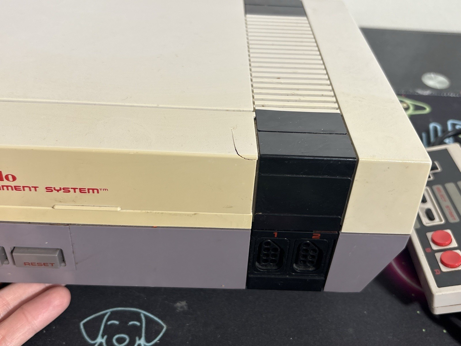 Nintendo Original NES-001 Entertainment System NES Console Zapper 2 Games