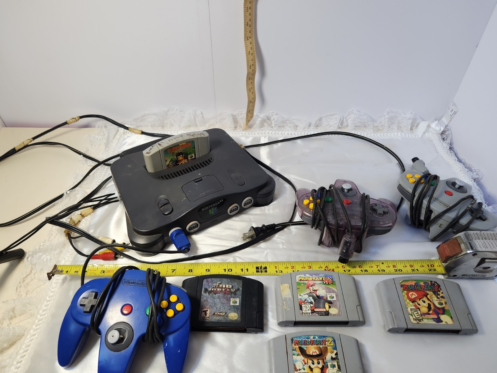Nintendo 64 Console Bundle Three Remotes Mario Party 1,2+ Mario Kart DKR+WFNM