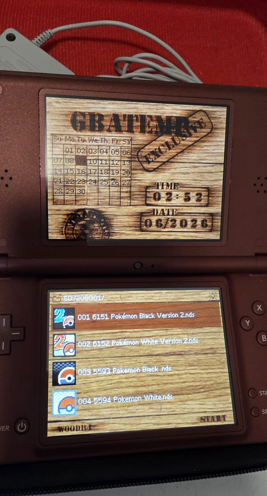 Nintendo Dsi Xl Console Plus Case 208 Games and More Burgandy Red Tested Working