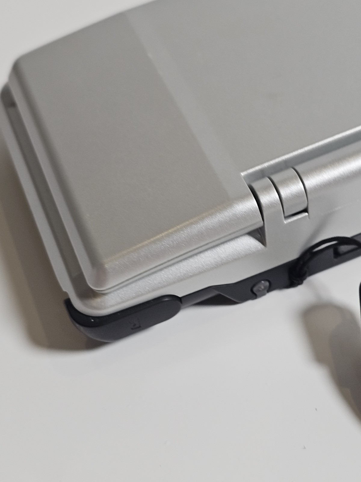 Nintendo DS Titanium Box Console Stylus Charger Original [BOX]