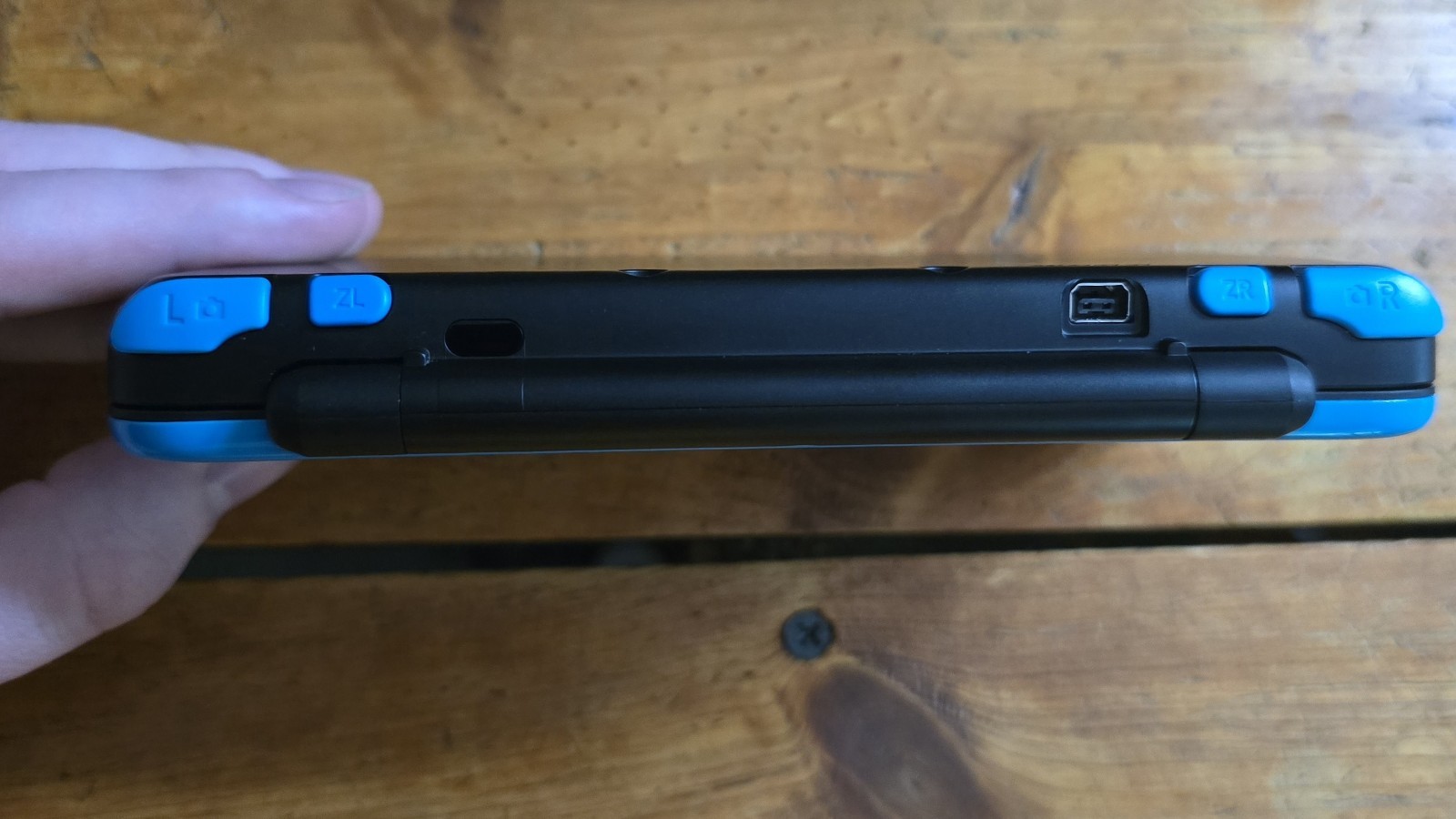 Nintendo New 2DS LL/XL Console – Black/Turquoise (Japan Region – US SELLER)