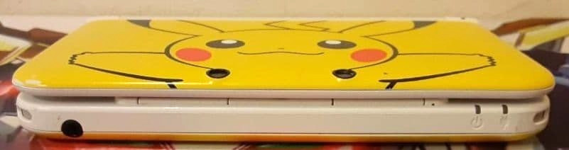 Nintendo 3DS XL LL Pokemon Pikachu Yellow Limited Console w/ Charger, Software