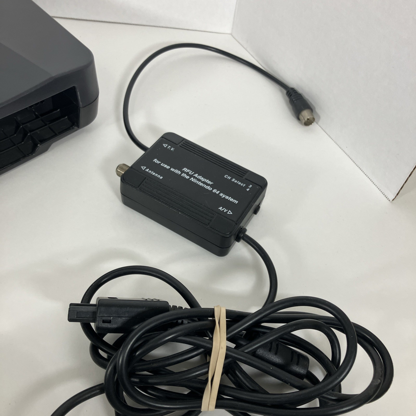 Nintendo 64 Black Console NUS-001 Controller, power, TESTED (small crack)