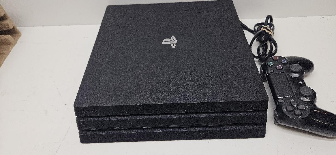 SONY PS4 – SYSTEM PRO – CUH-7215B – 1TB (P28019624)