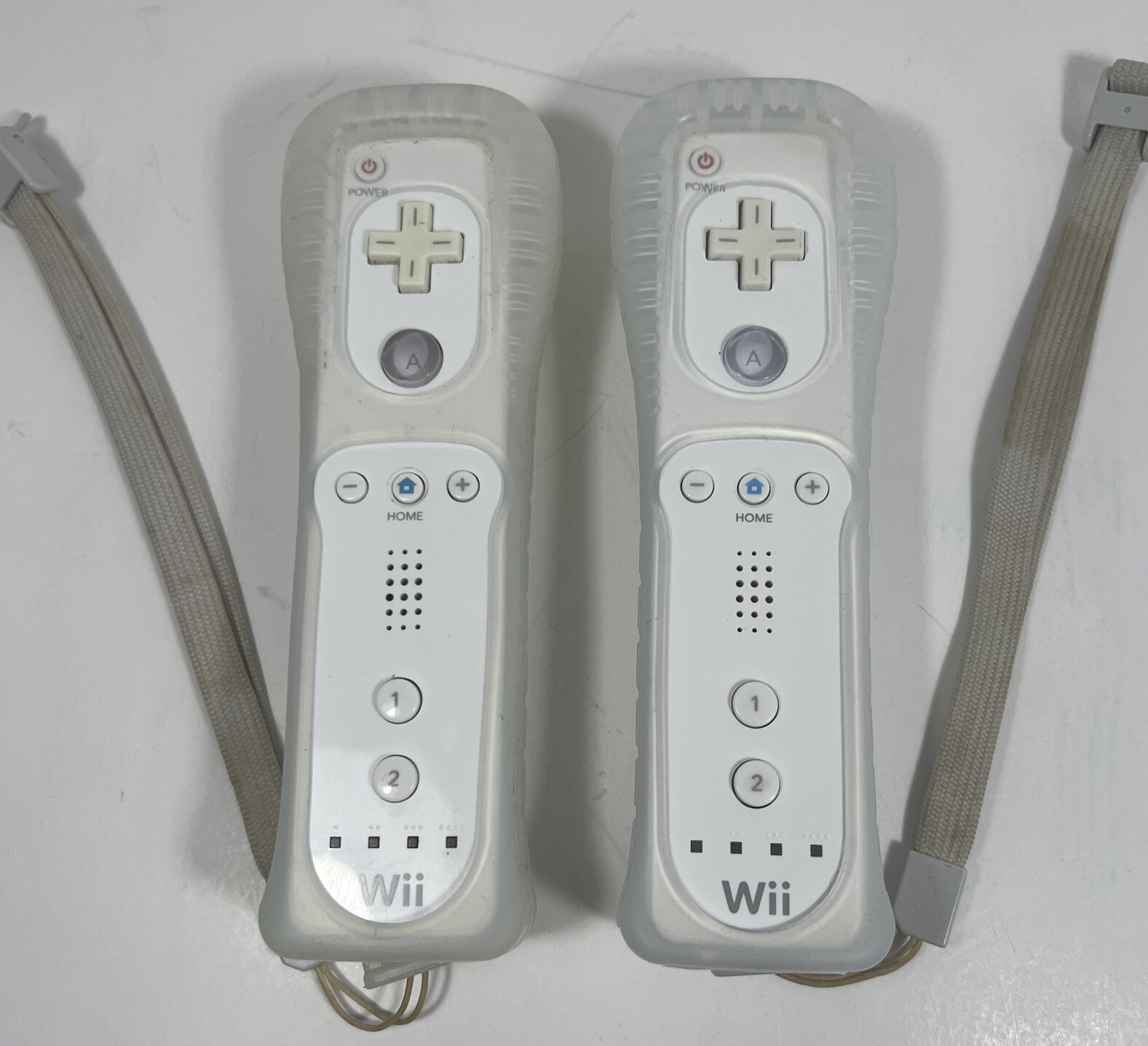 Nintendo Wii Console RVL-001 Bundle W/ 2 Controllers, Sensor, Cords, TESTED!!!
