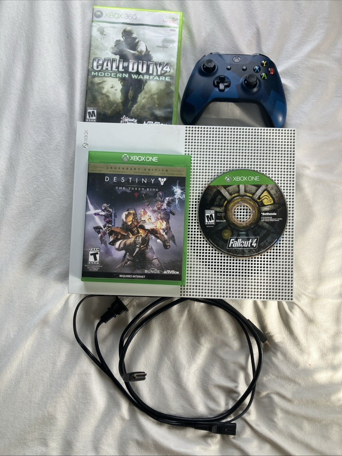 XBOX ONE S BUNDLE 1TB 3 GAMES AND ALL CORDS INCLUDED+CONTROLLER