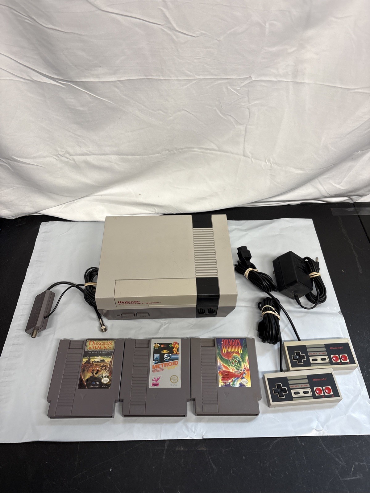 Nintendo NES Bundle With Cables, 3 Games & , 2 Controllers Tested Working READ