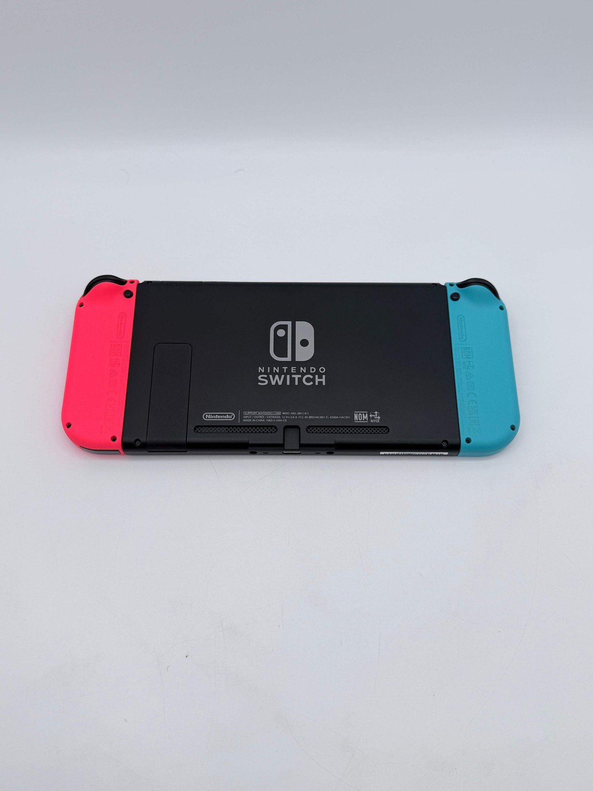 Nintendo Switch HAC-001-01 2019 Handheld Console Red Blue Joycons with Dock