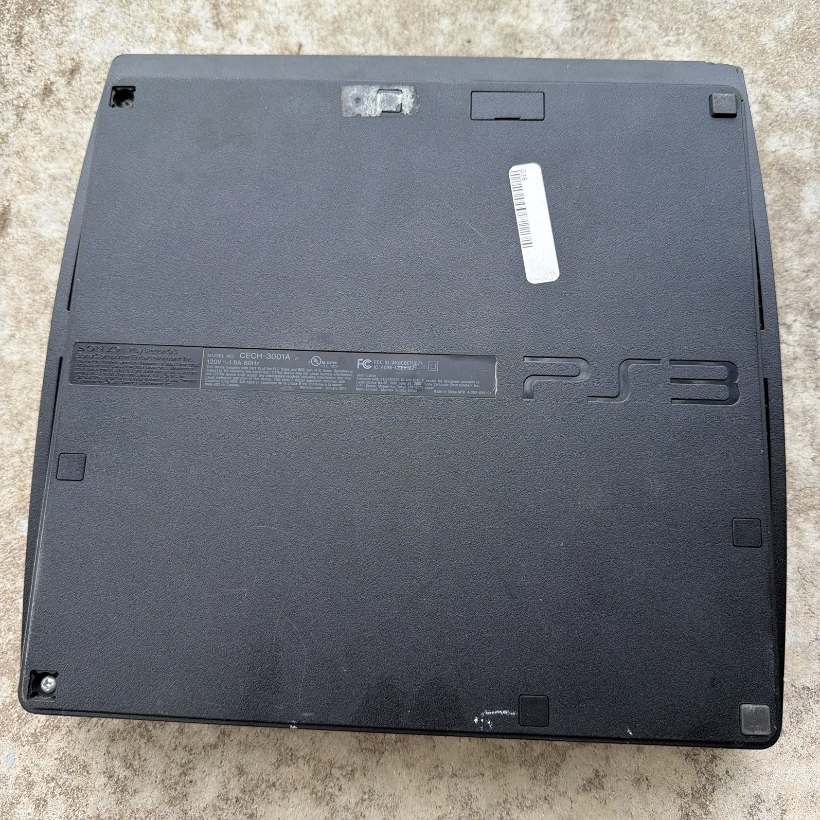 Sony Playstation 3 Slim CECH-3001B 465GB *No Accessories*