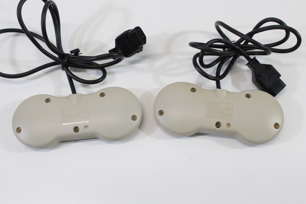 Nintendo AV New Famicom Console FC HVC-101 Controller x2 AC AV Bundle Japan #2