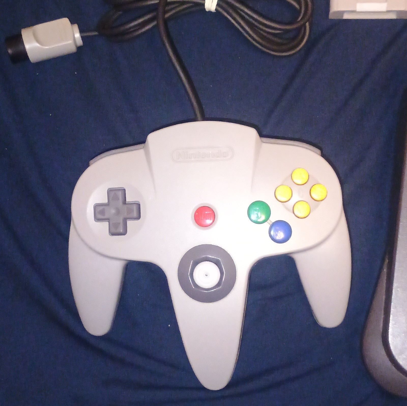 Nintendo 64 Gray Console NUS-001(USA) NTSC-U/C w/ Controller, RF, Mem Card