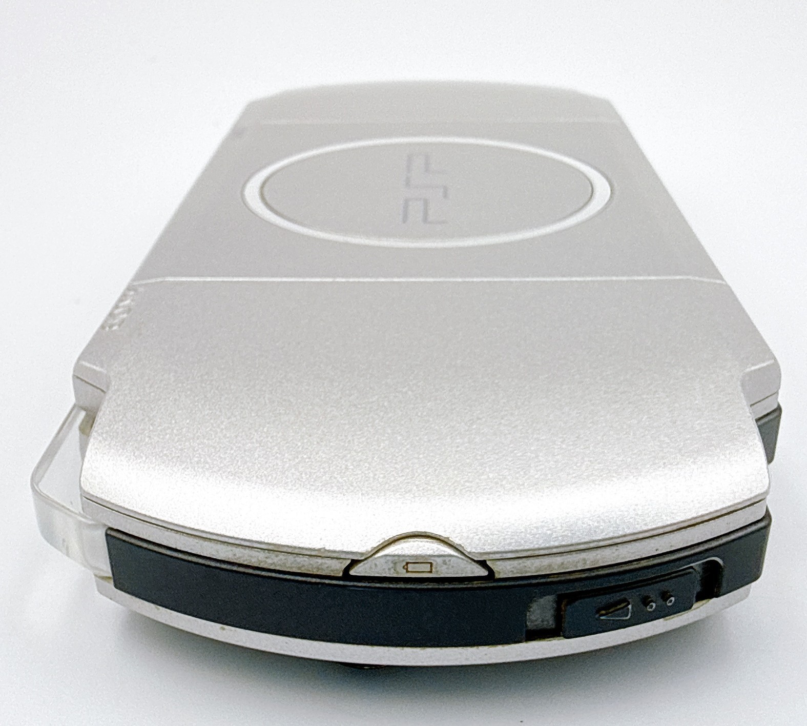 Sony PSP-3000 PSP 3000 Console Silver in Box VALUE PAK Region Free – Excellent