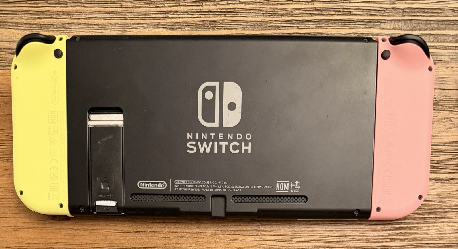 Nintendo Switch HAC-001 Bundle – Pastel Pink & Yellow Joy-Con + Dock