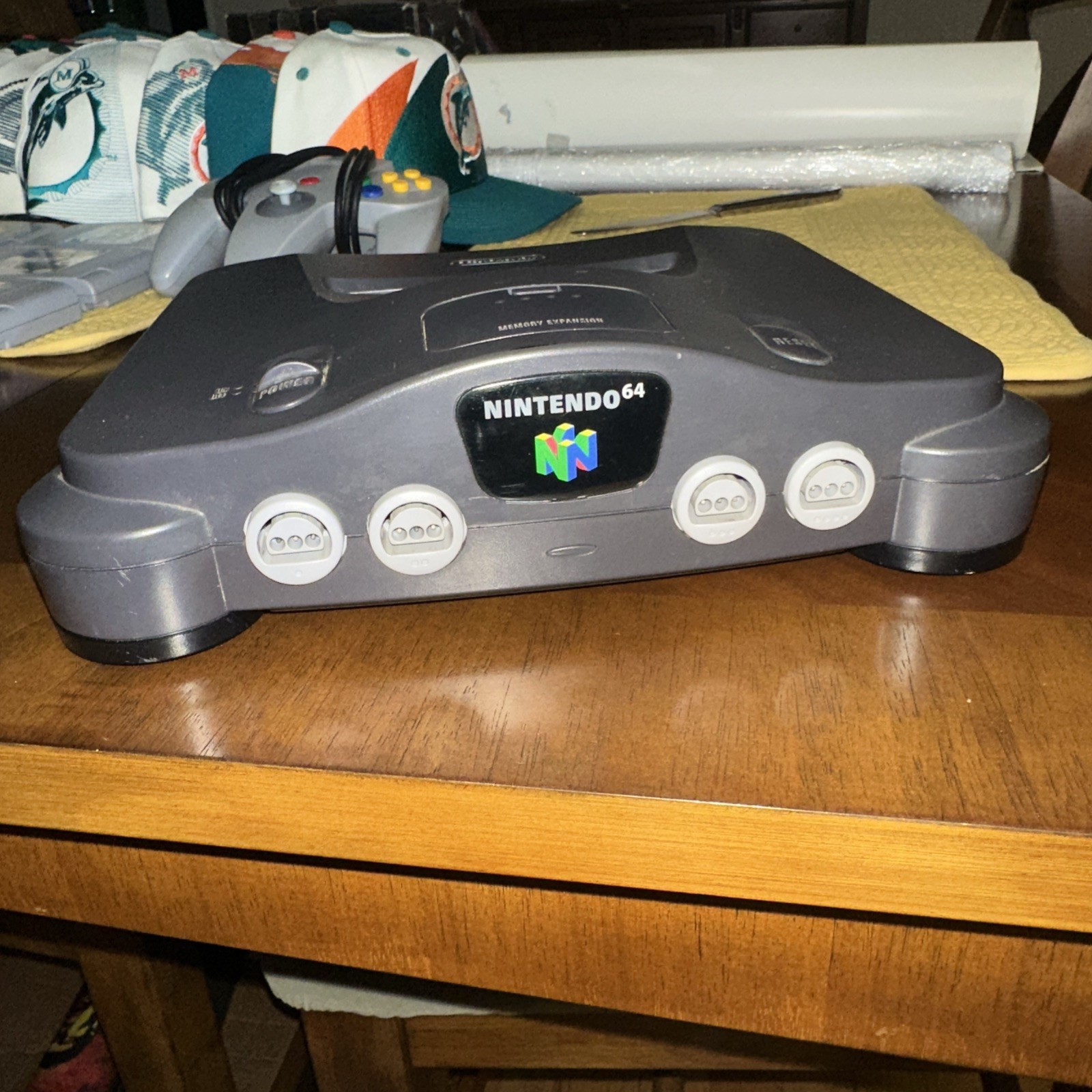 NINTENDO 64 GRAY CONSOLE NUS-001 CONSOLE ~ with all cords! No jump pak! Tested!