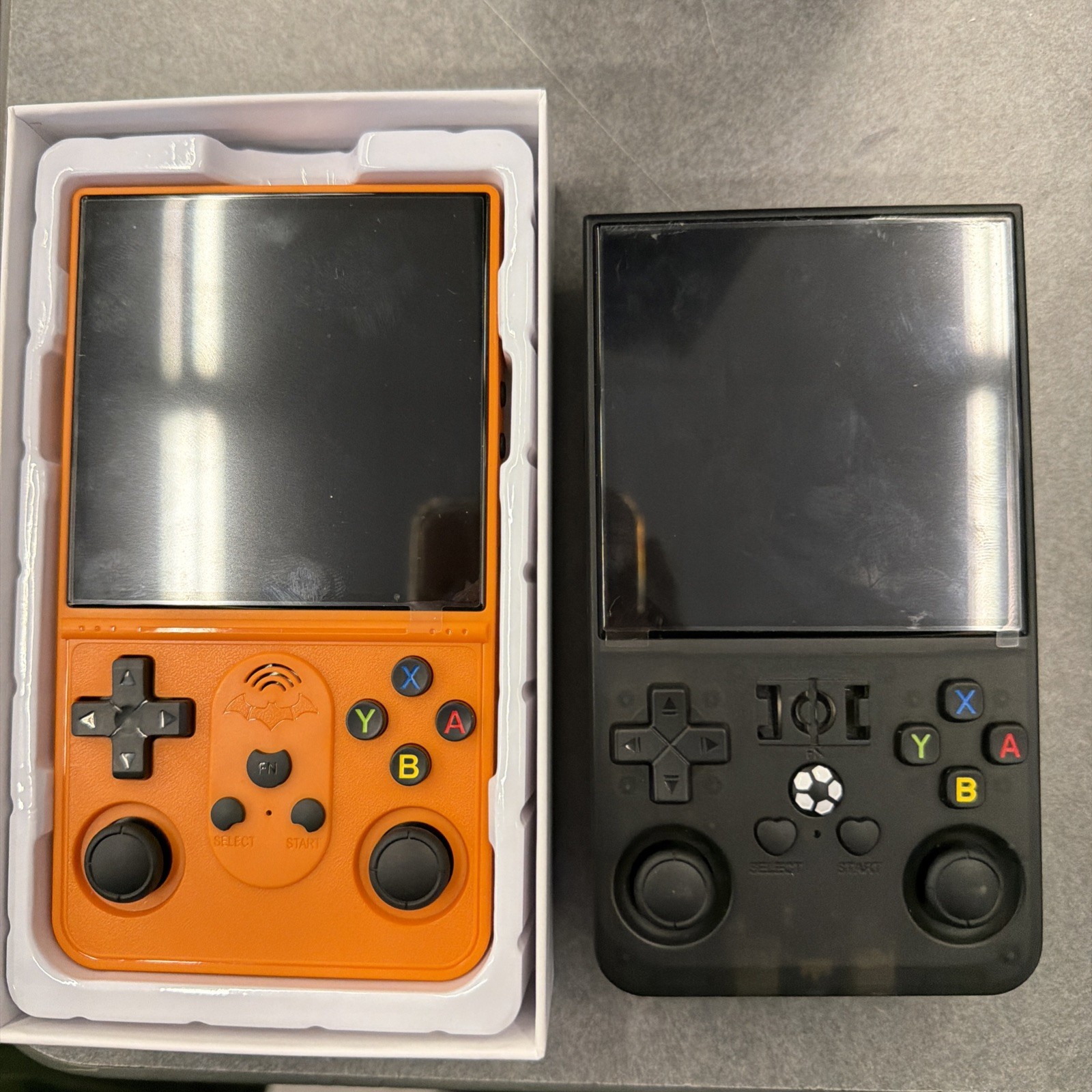 R36 Pro Max Handheld Retro Game Console Portable Linux System, With R36 MAX