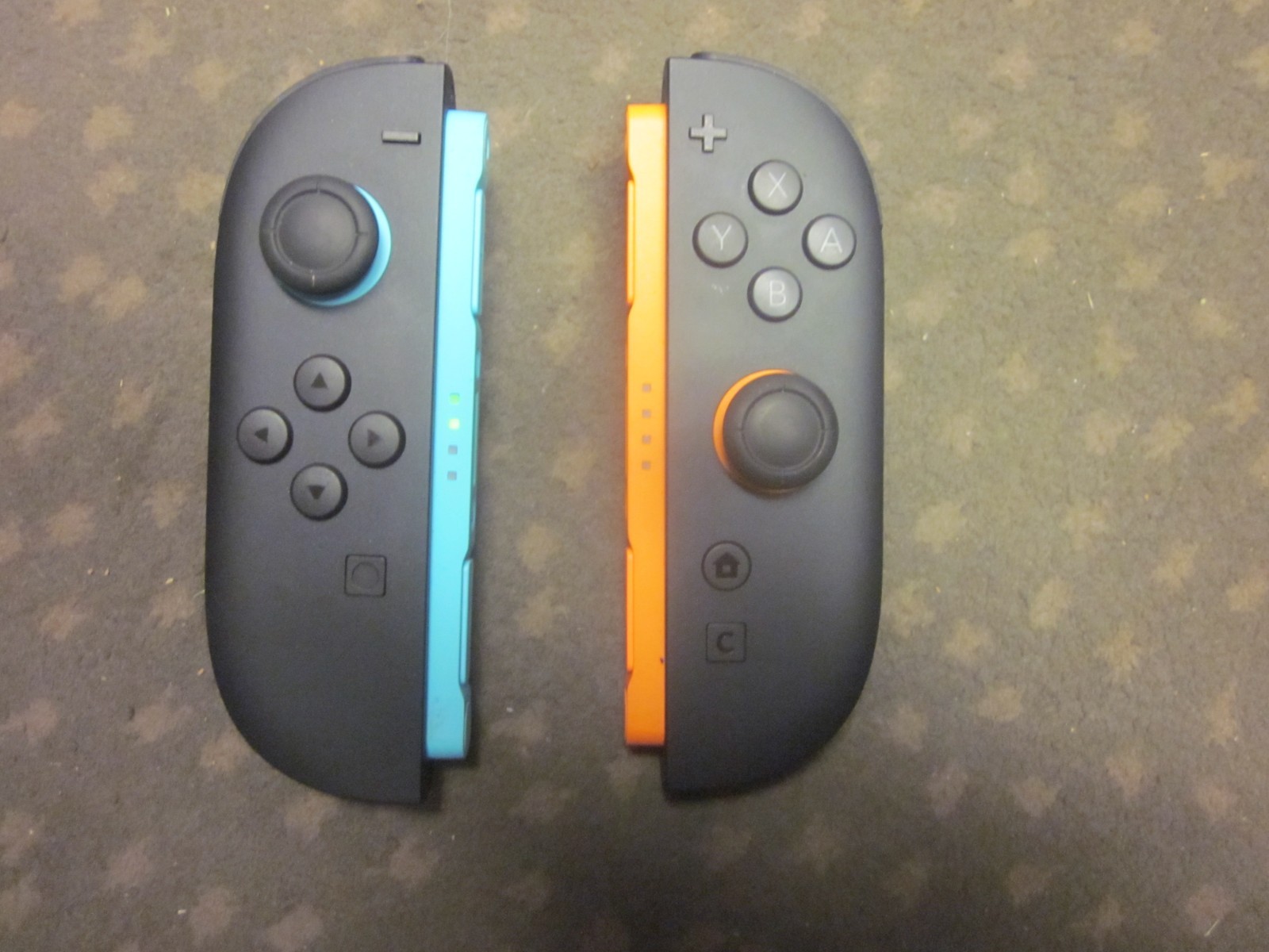 NINTENDO SWITCH 2 CONSOLE GAME SYSTEM WITH ASSASSINS CREED SHADOW TESTED