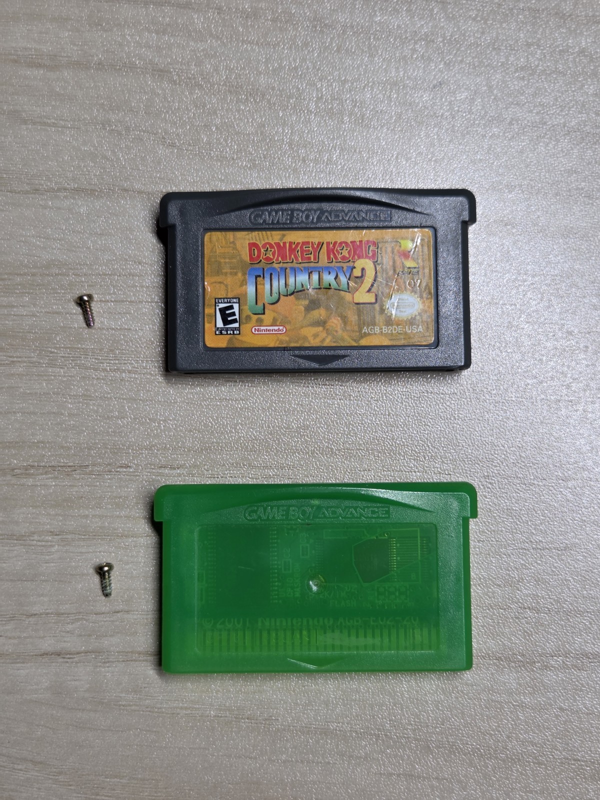 Platinum Nintendo Game Boy Advance SP (AGS-001) CIB with Pokémon Leaf Green