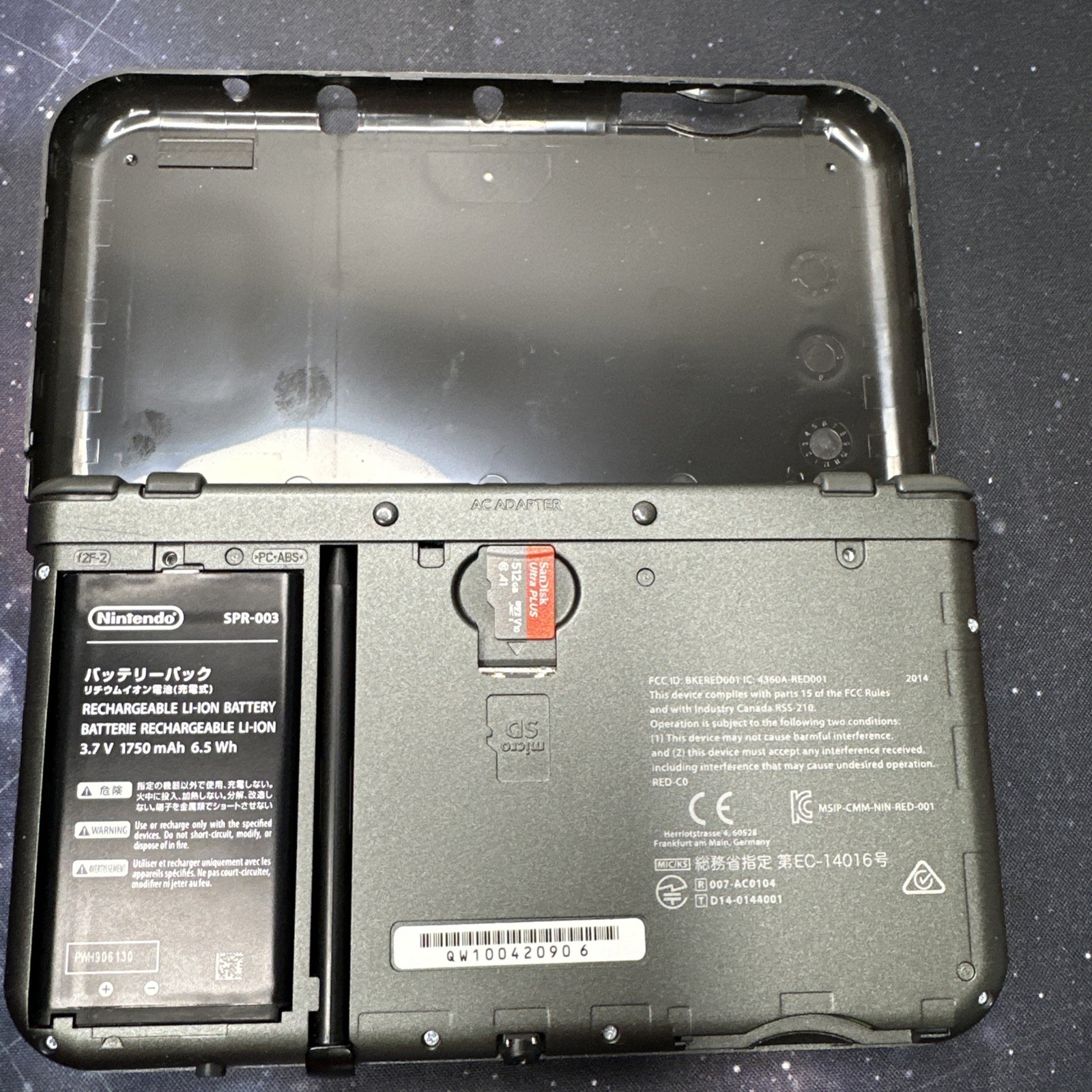Nintendo New 3DS XL – Metallic Black – Excellent Condition – 512gb SD included