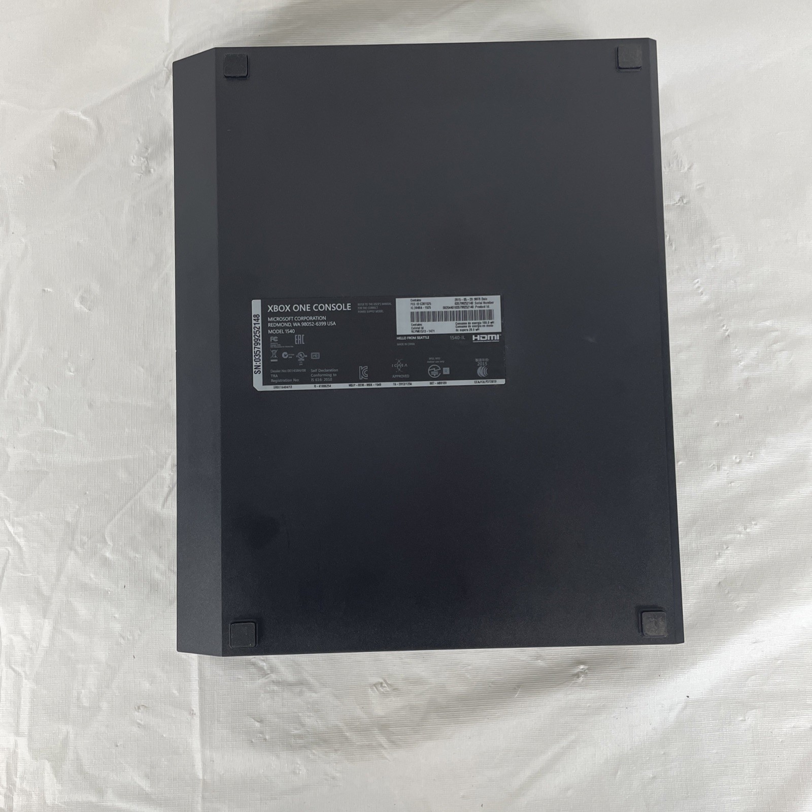 Xbox One w/ Kinect No Controller – Model 1540 – PARTS