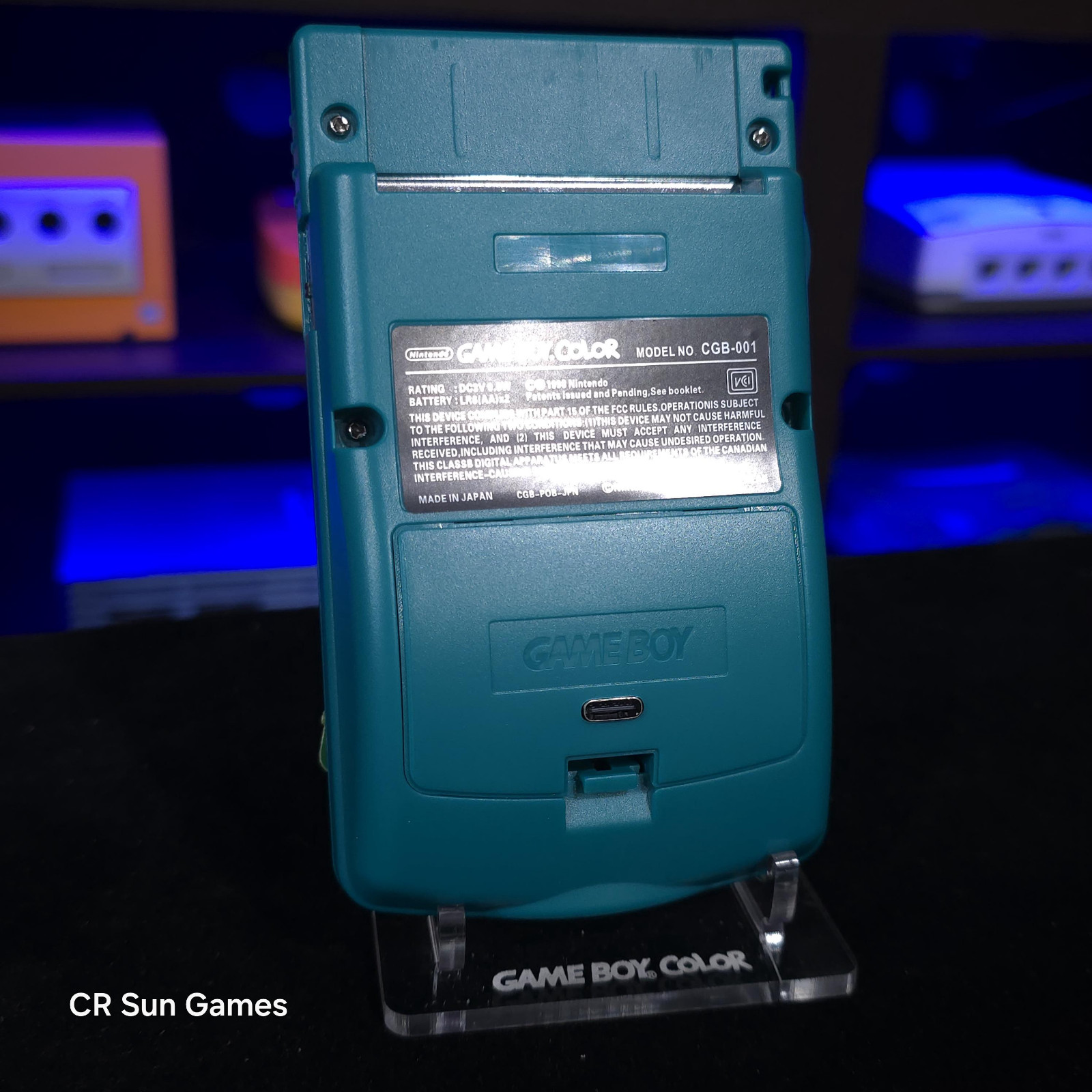 White Gameboy Color Console OLED Touch Screen And USB-C Rechargeable Battery