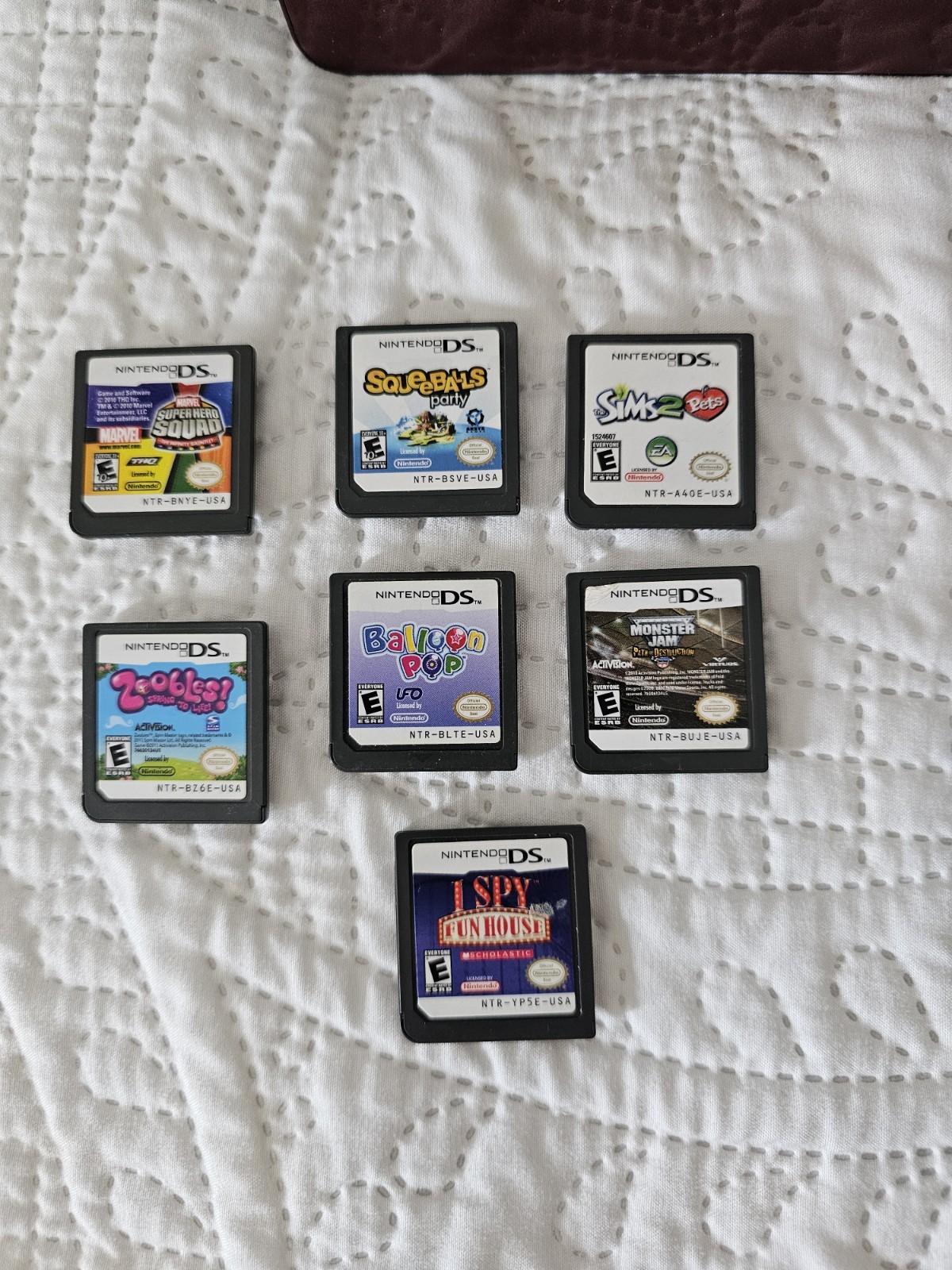 USA Nintendo Dsi XL Burgundy 10 Games Tested And Working! No Charger & Stylist.